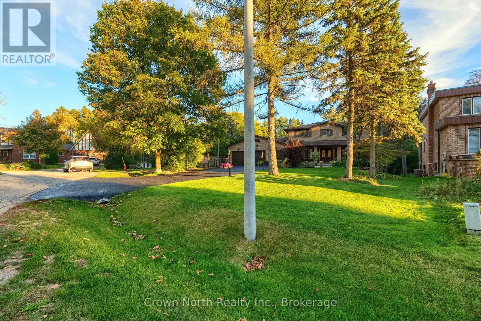 17 Black Willow Court, Richmond Hill, Ontario  L4E 2M7 - Photo 6 - N13836712