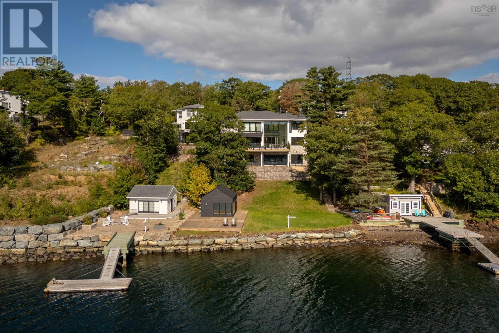 1160 Rockcliffe Street, Halifax, Nova Scotia  B3H 3Y6 - Photo 4 - 202624563