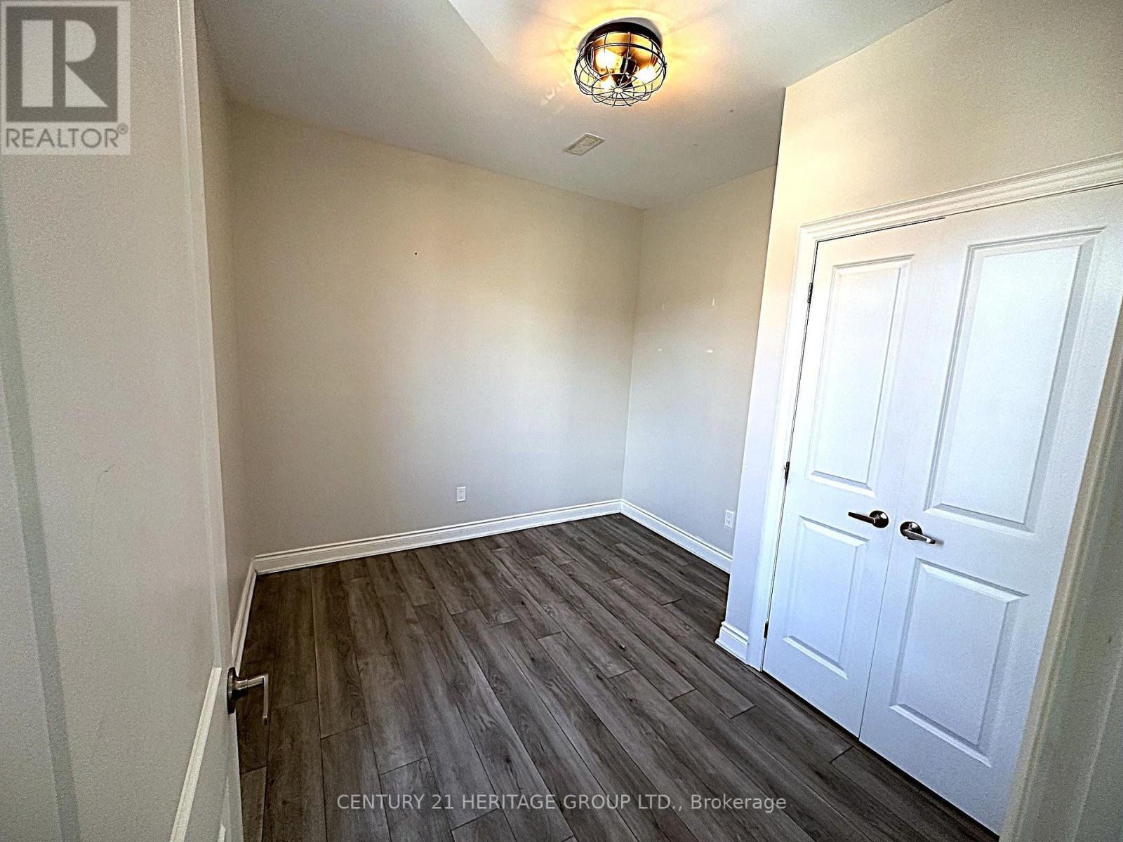 203 - 130 Dunlop Street, Barrie, Ontario  L4M 1B1 - Photo 8 - S13836620