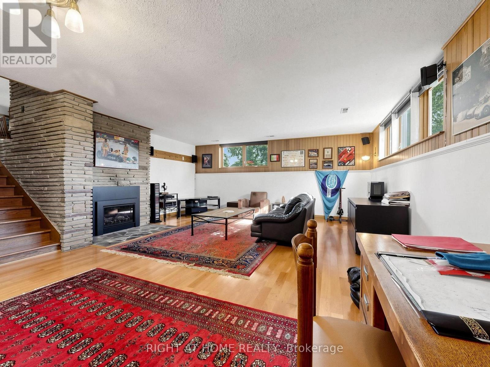 4 Grovetree Road, Toronto, Ontario  M9V 2Y2 - Photo 16 - W13836574