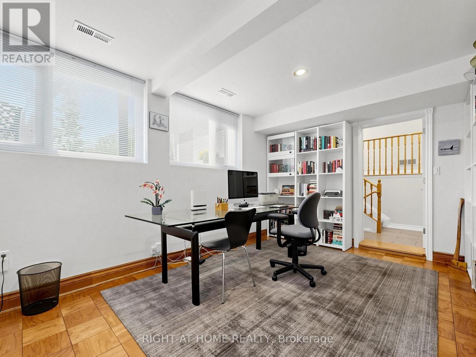 4 Grovetree Road, Toronto, Ontario  M9V 2Y2 - Photo 28 - W13836574