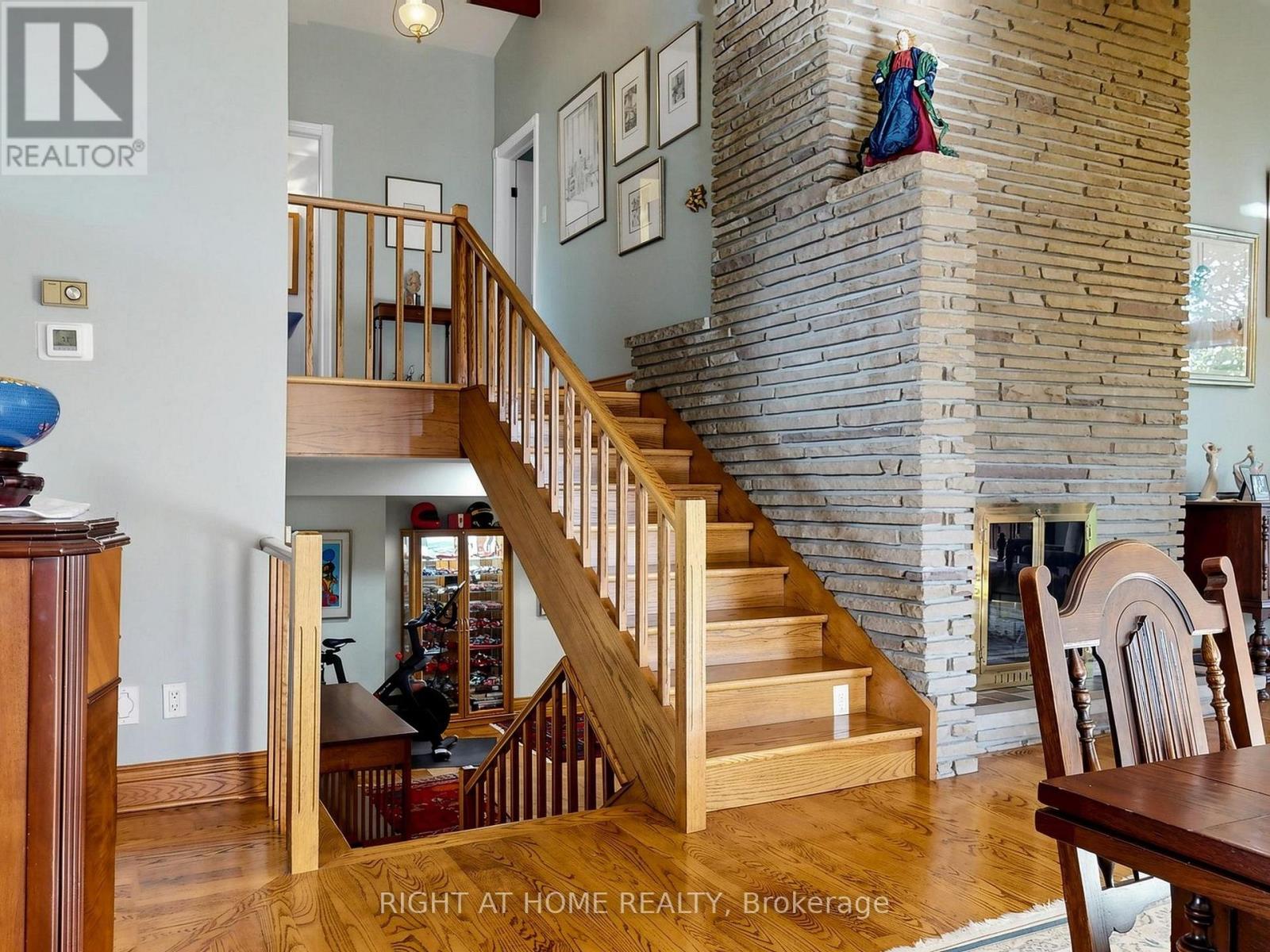 4 Grovetree Road, Toronto, Ontario  M9V 2Y2 - Photo 41 - W13836574