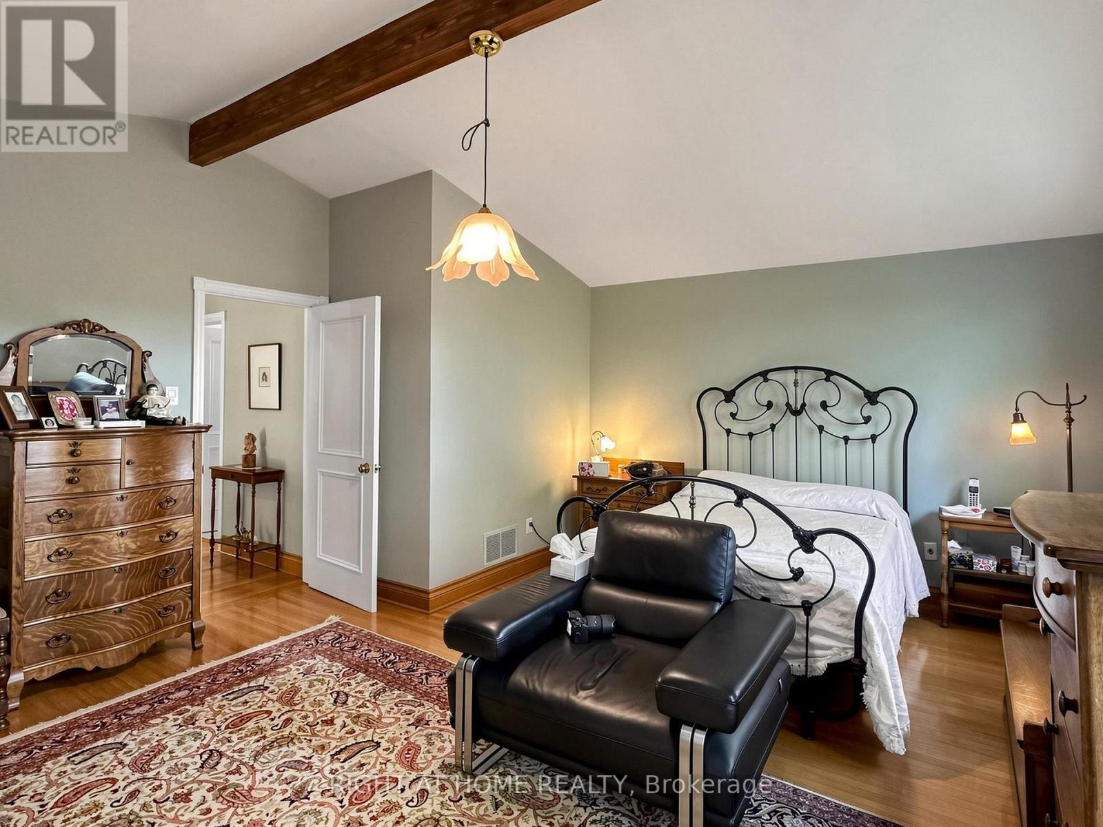 4 Grovetree Road, Toronto, Ontario  M9V 2Y2 - Photo 42 - W13836574