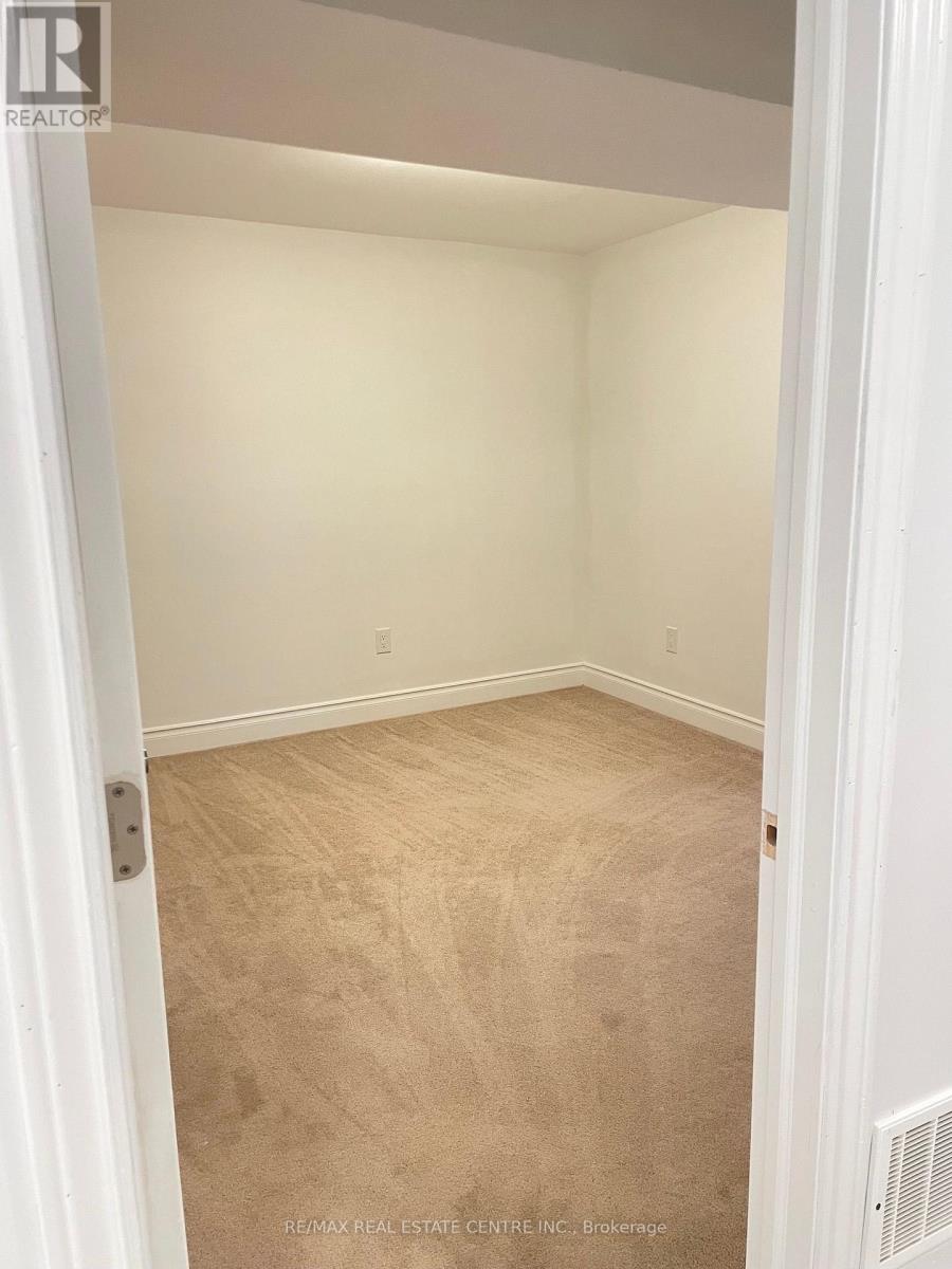 Basement - 11 Jewelville Street, Brampton, Ontario L6X 2Y7 - Photo 6 - W13836622
