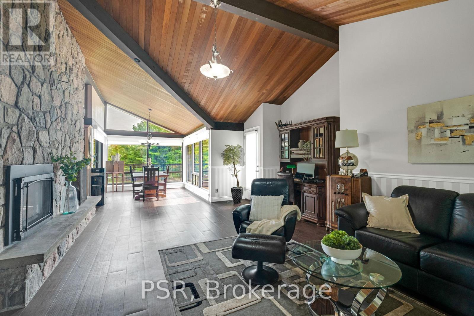 7191 Castlederg Side Road, Caledon, Ontario  L7C 0P7 - Photo 2 - W13836708