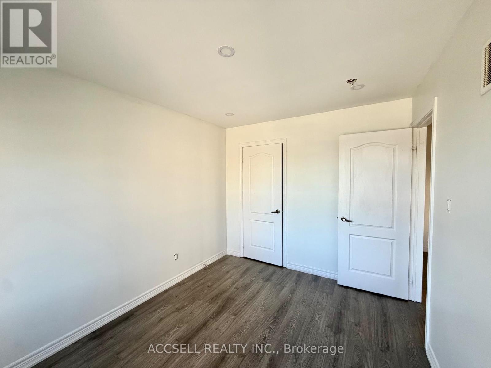 43 Banbridge Crescent, Brampton, Ontario  L6X 5M1 - Photo 14 - W13836752