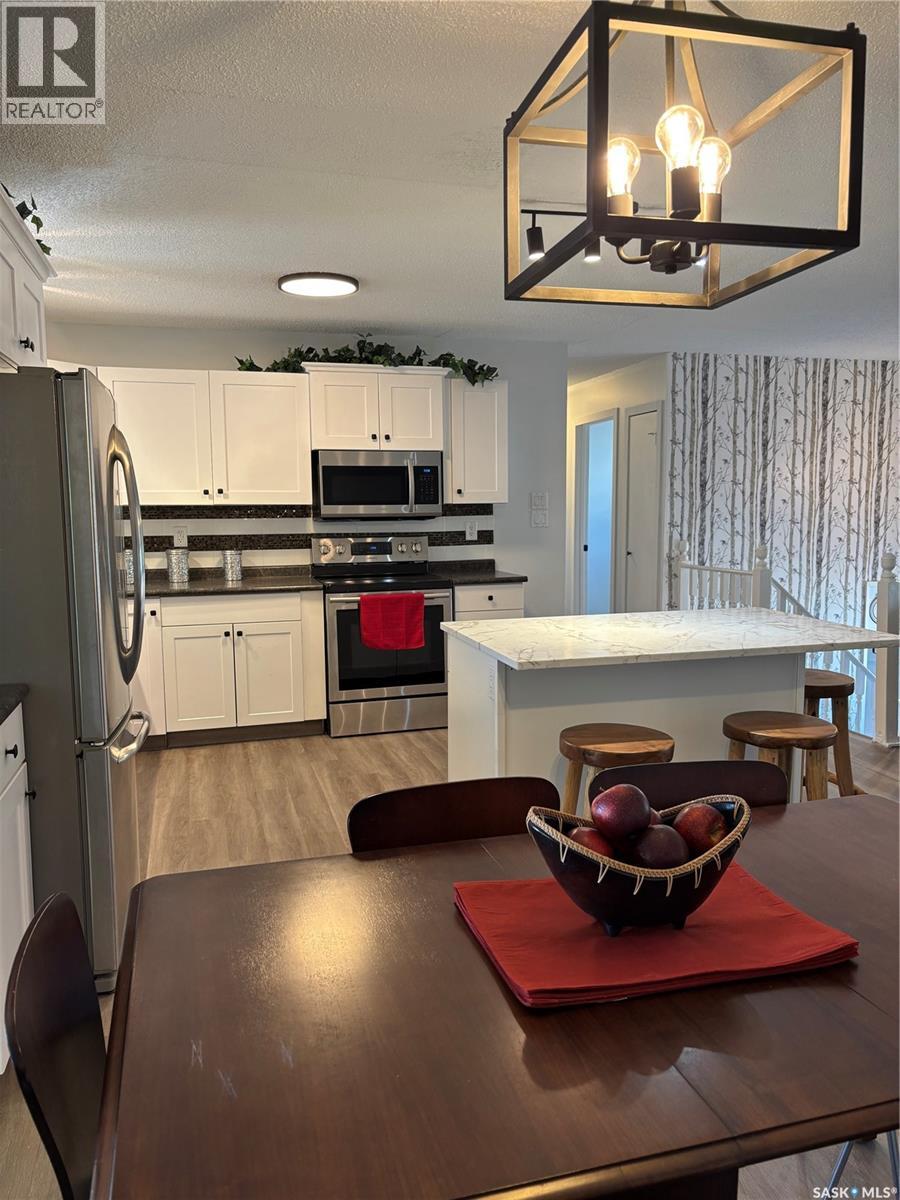 825 7th Avenue Nw, Moose Jaw, Saskatchewan  S6H 4C1 - Photo 6 - SK049771