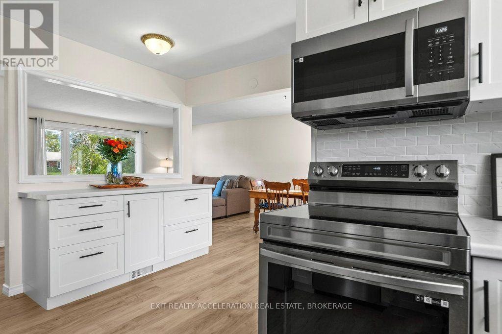 504 Coronation Boulevard, Loyalist, Ontario  K7M 5P9 - Photo 10 - X13835690