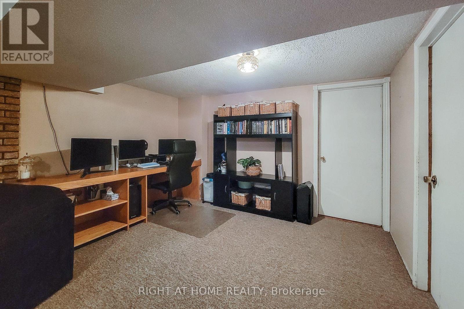 8 Hunter Road, Grimsby, Ontario  L3M 4A4 - Photo 25 - X13836550