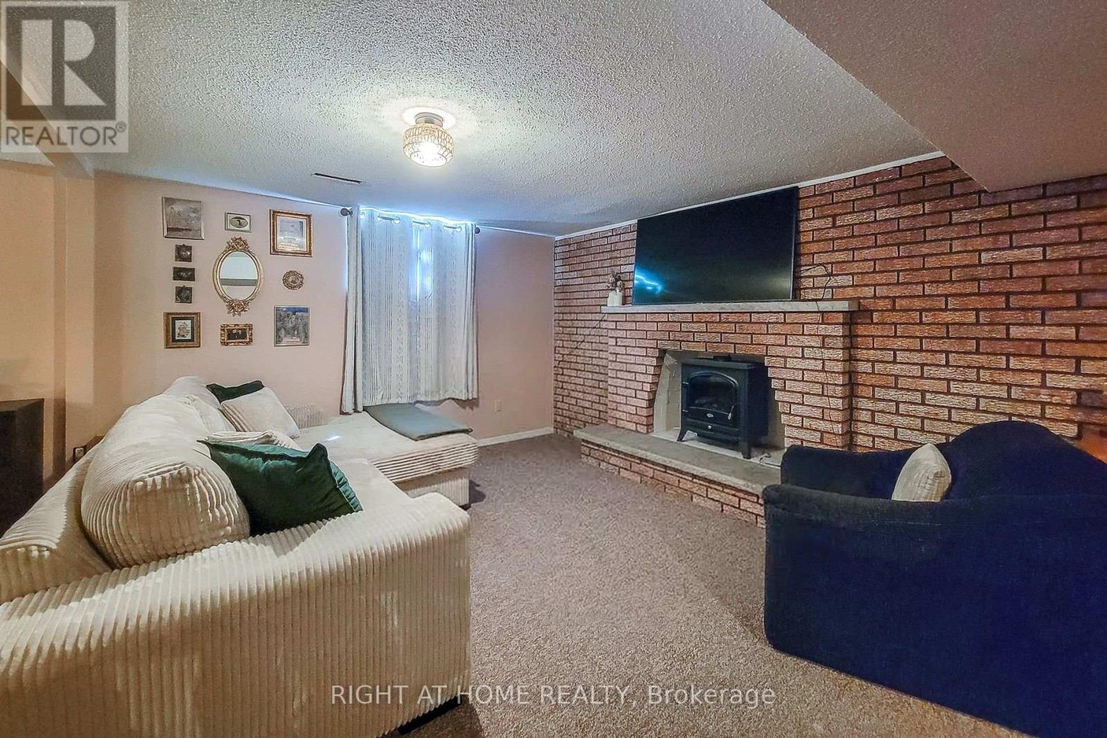 8 Hunter Road, Grimsby, Ontario  L3M 4A4 - Photo 26 - X13836550