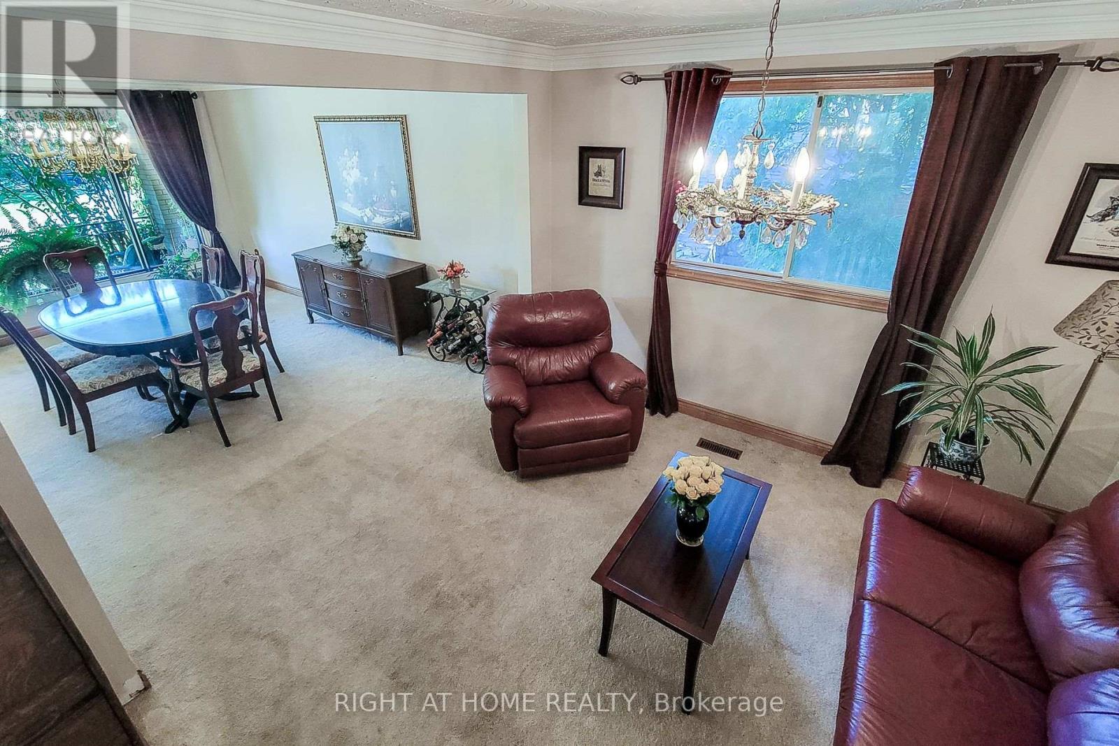 8 Hunter Road, Grimsby, Ontario  L3M 4A4 - Photo 6 - X13836550
