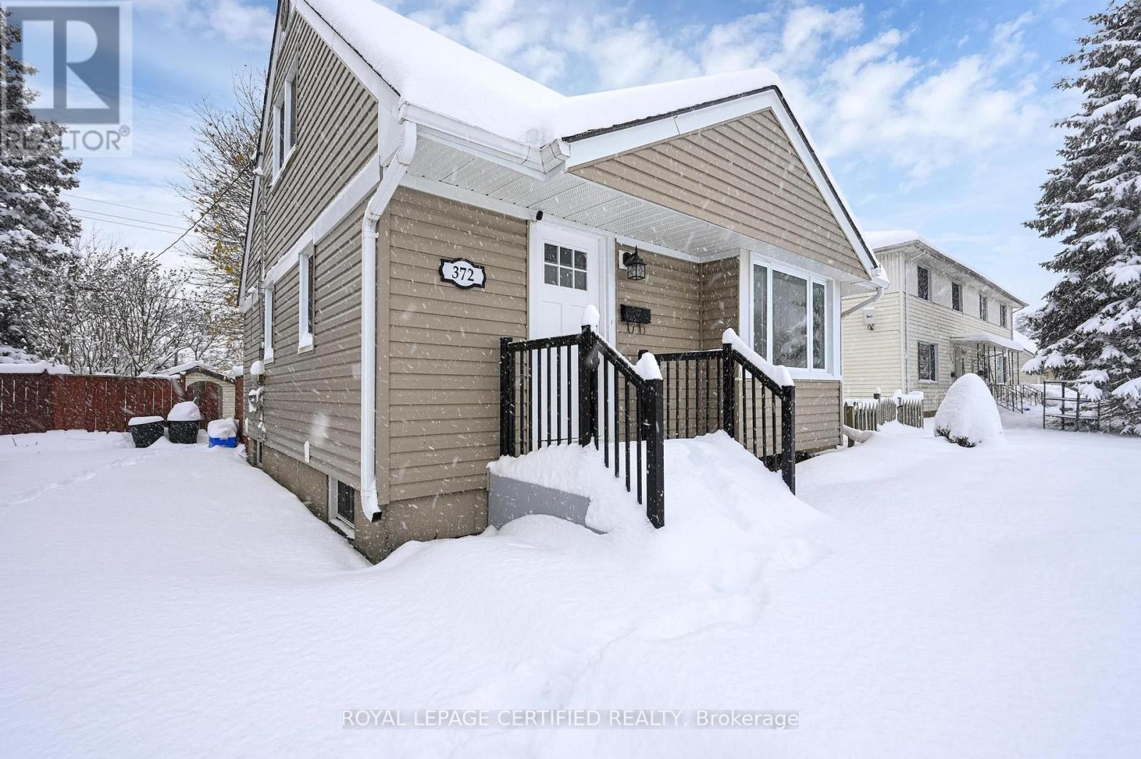 372 Flanders Row E, London East, Ontario  N5Y 1C4 - Photo 2 - X13836636
