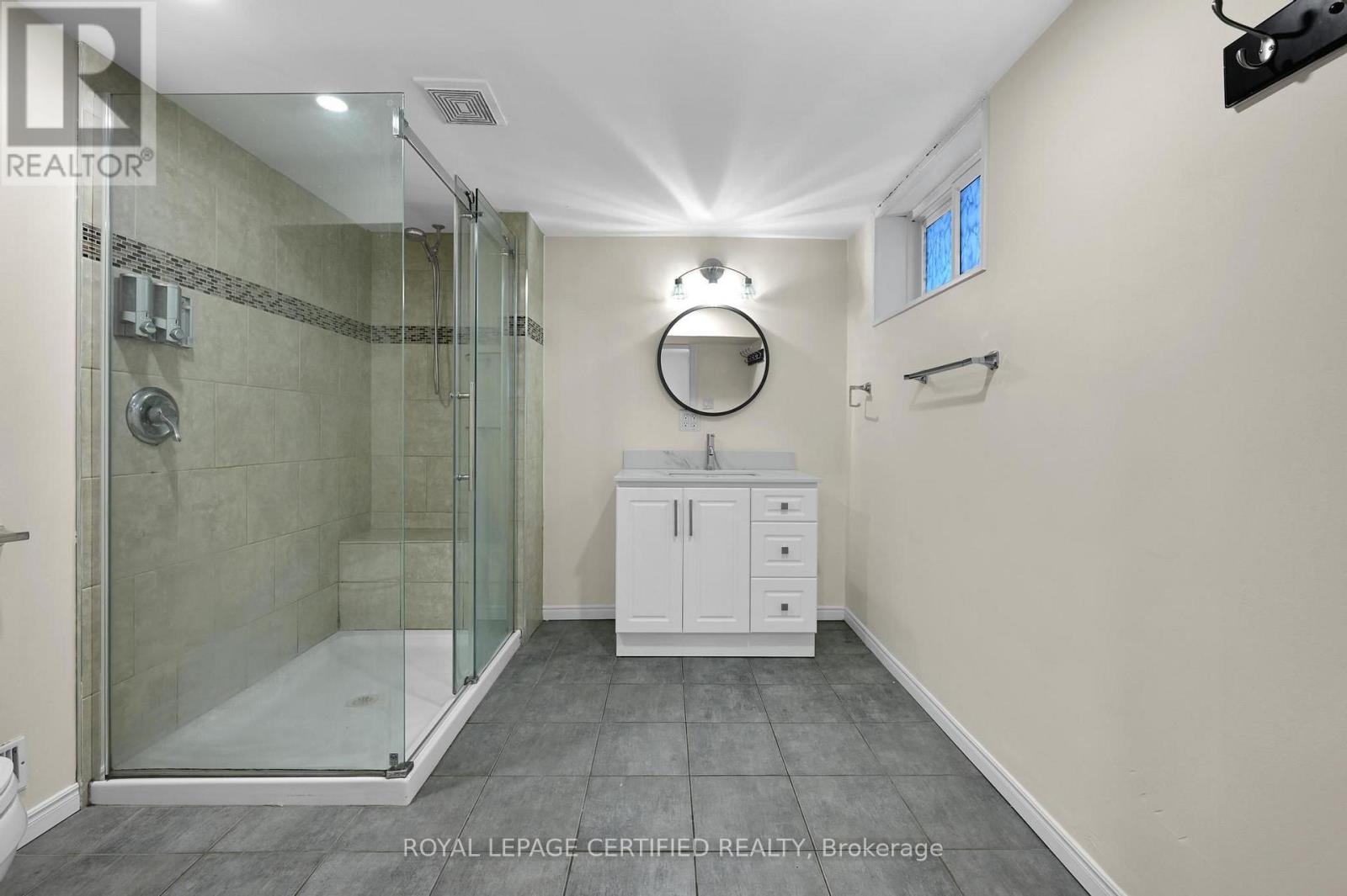372 Flanders Row E, London East, Ontario  N5Y 1C4 - Photo 34 - X13836636