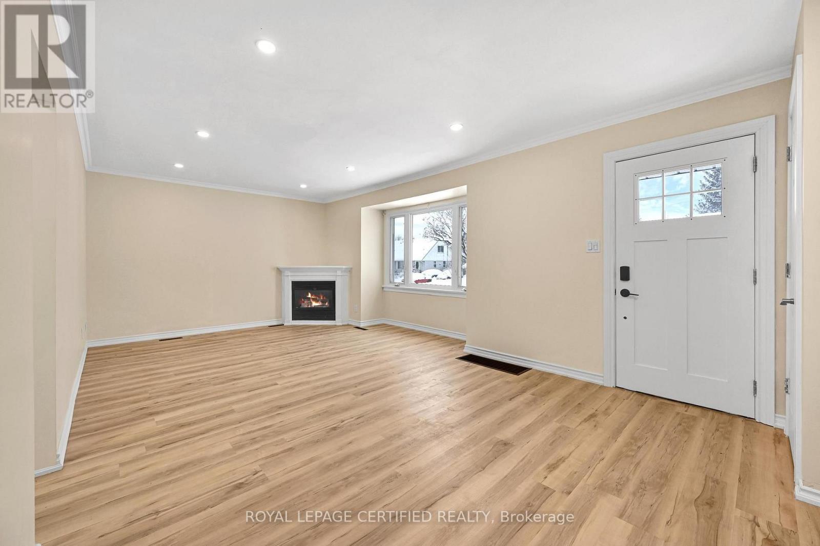 372 Flanders Row E, London East, Ontario  N5Y 1C4 - Photo 4 - X13836636