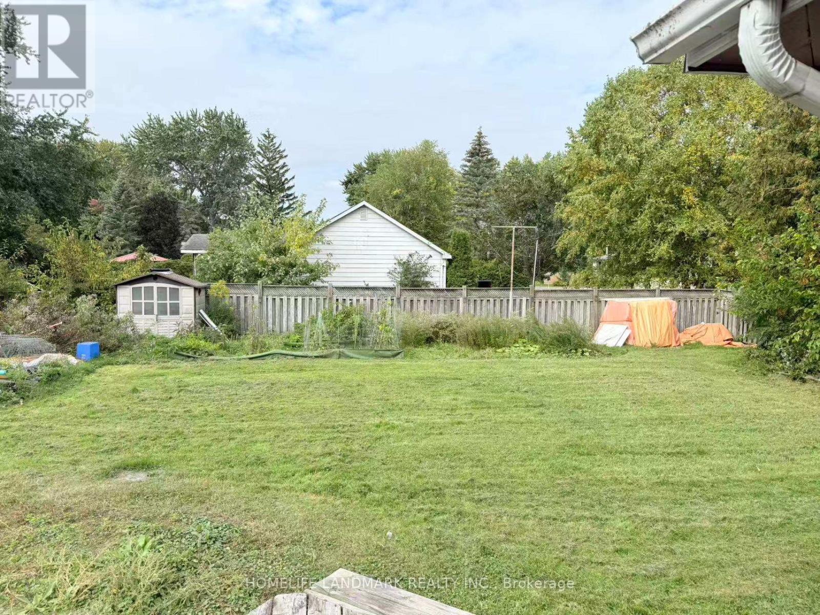 310 The Queensway South, Georgina, Ontario  L4P 2B7 - Photo 10 - N13823798