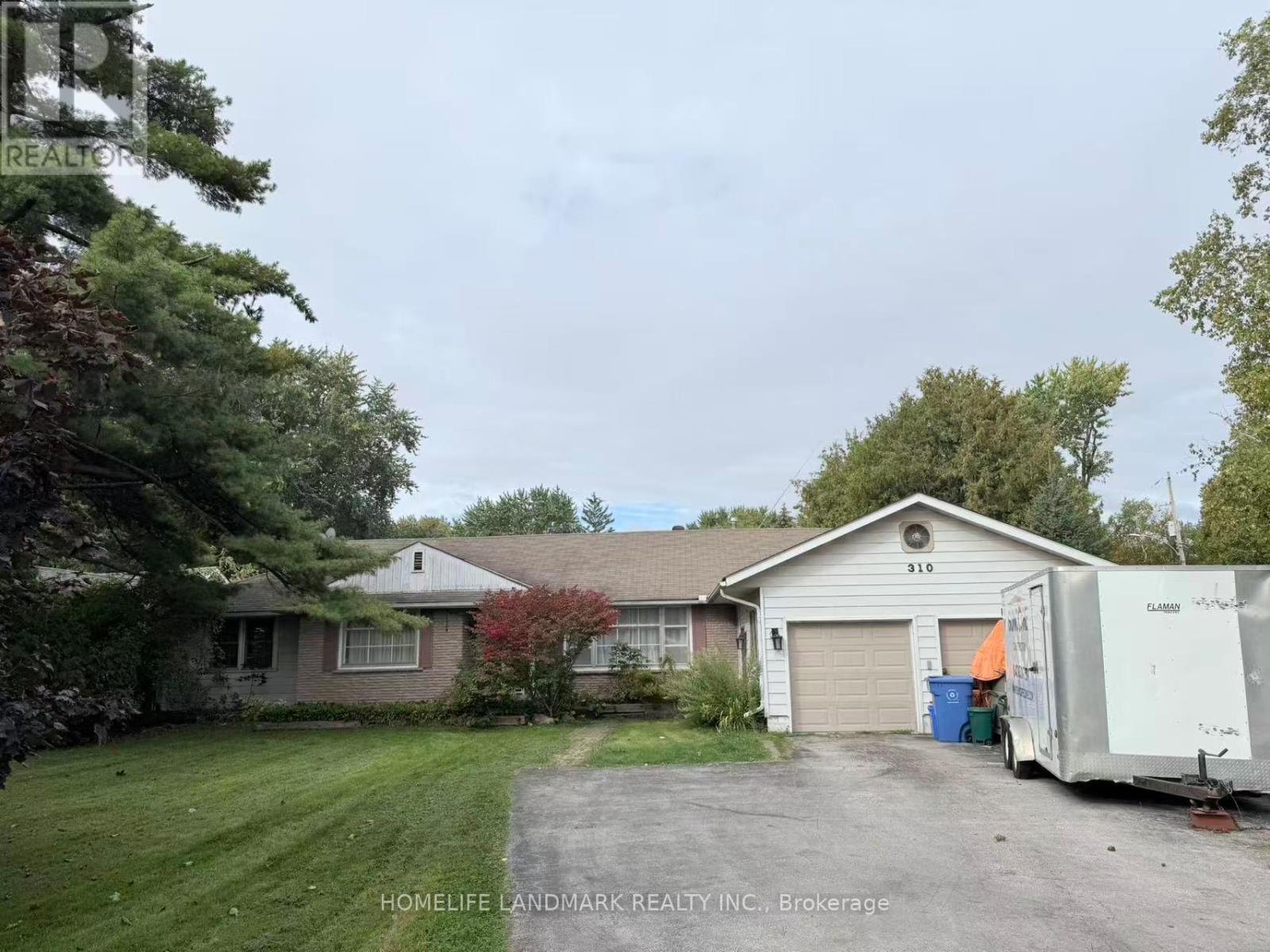 310 The Queensway South, Georgina, Ontario  L4P 2B7 - Photo 2 - N13823798