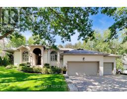 38 CASTLE DRIVE, Barrie, Ontario