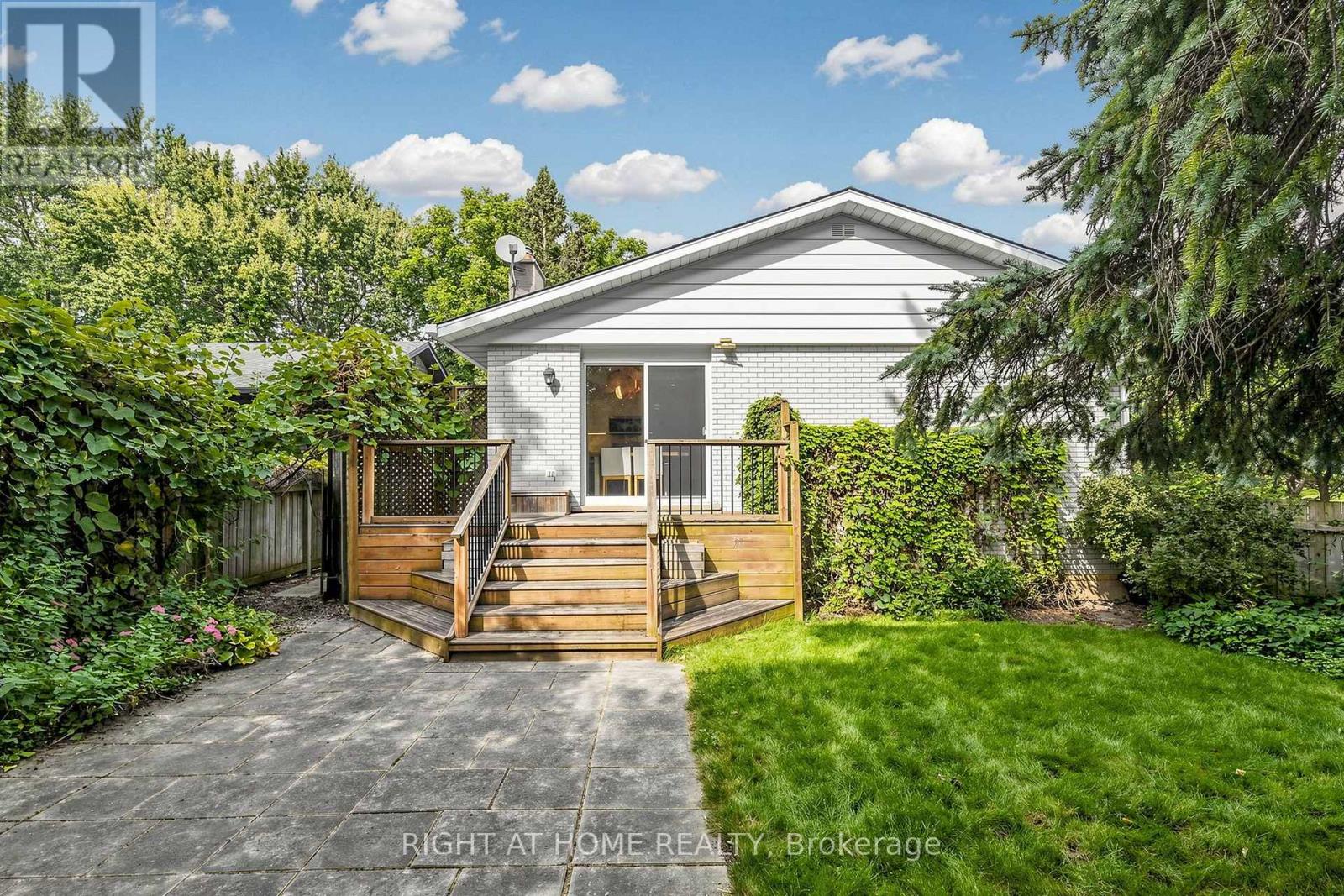 159 Meaford Drive, Waterloo, Ontario  N2J 3V2 - Photo 42 - X13807788