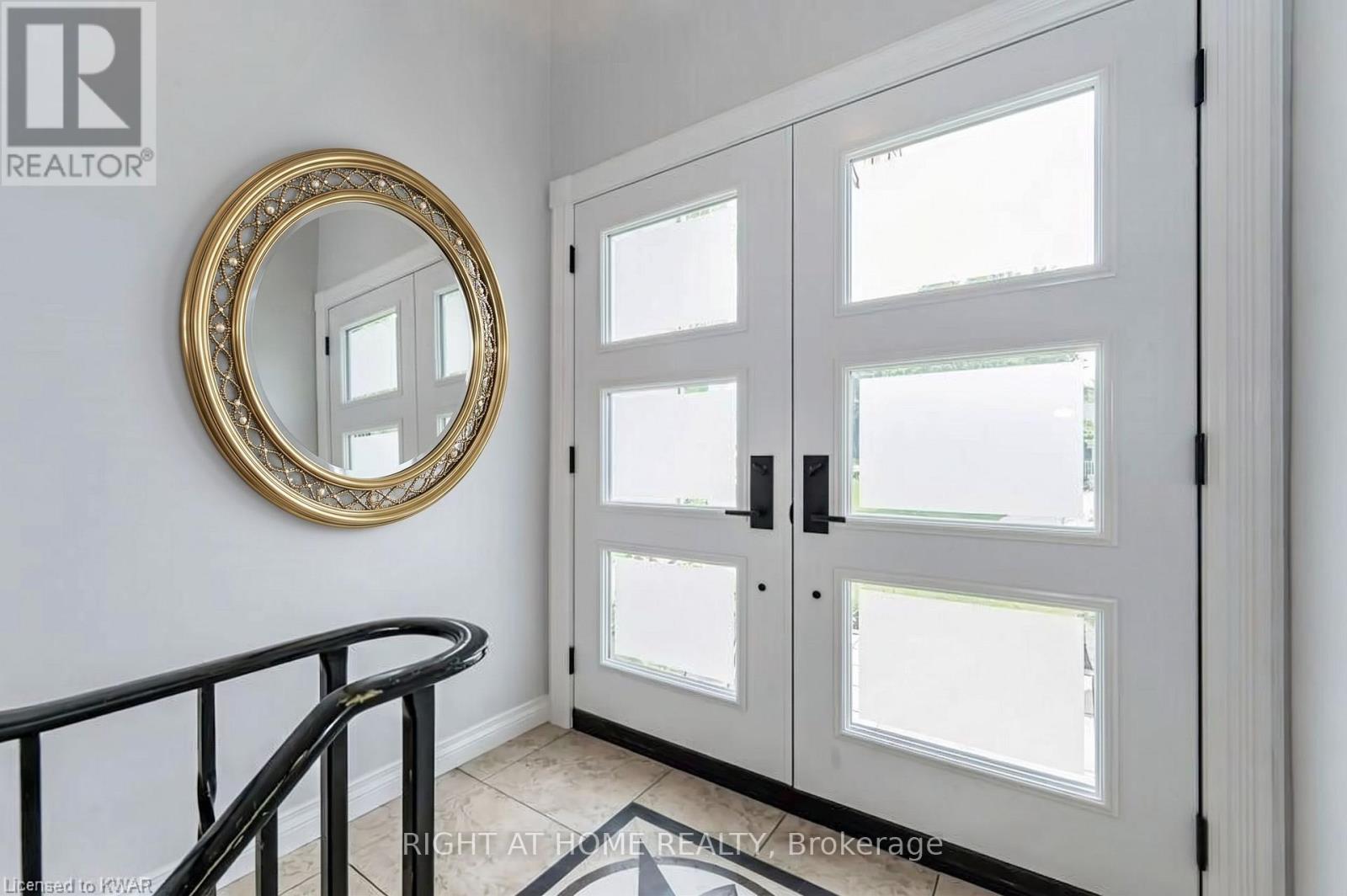 159 Meaford Drive, Waterloo, Ontario  N2J 3V2 - Photo 7 - X13807788