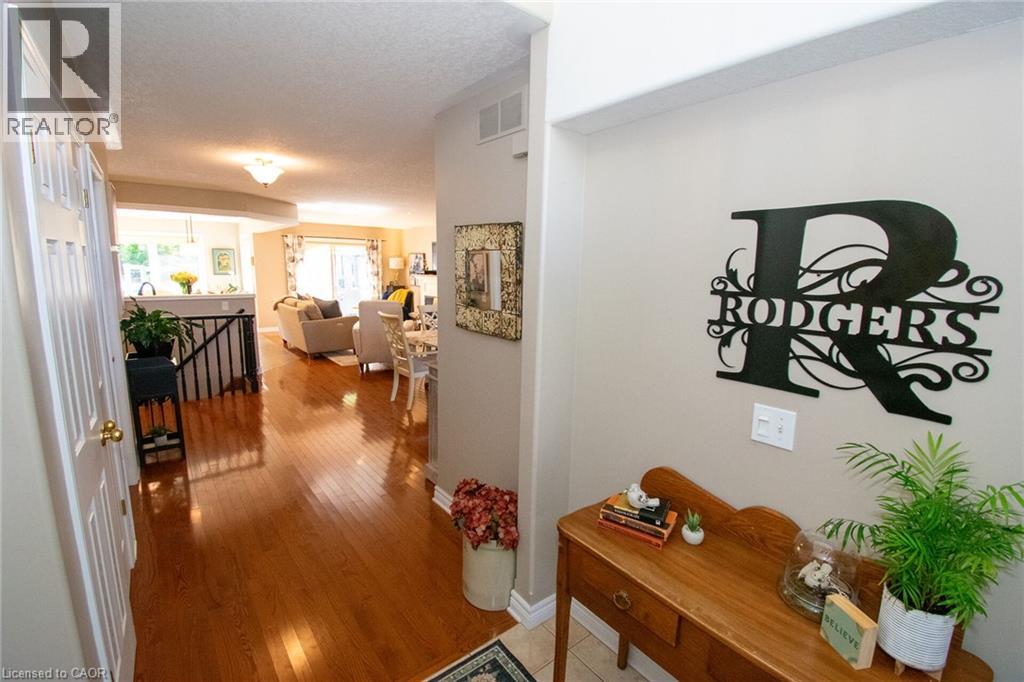 10 Meadowbrook Court, Dunnville, Ontario  N1A 3H6 - Photo 4 - 40866971