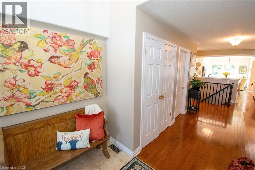 10 Meadowbrook Court, Dunnville, Ontario  N1A 3H6 - Photo 3 - 40866971