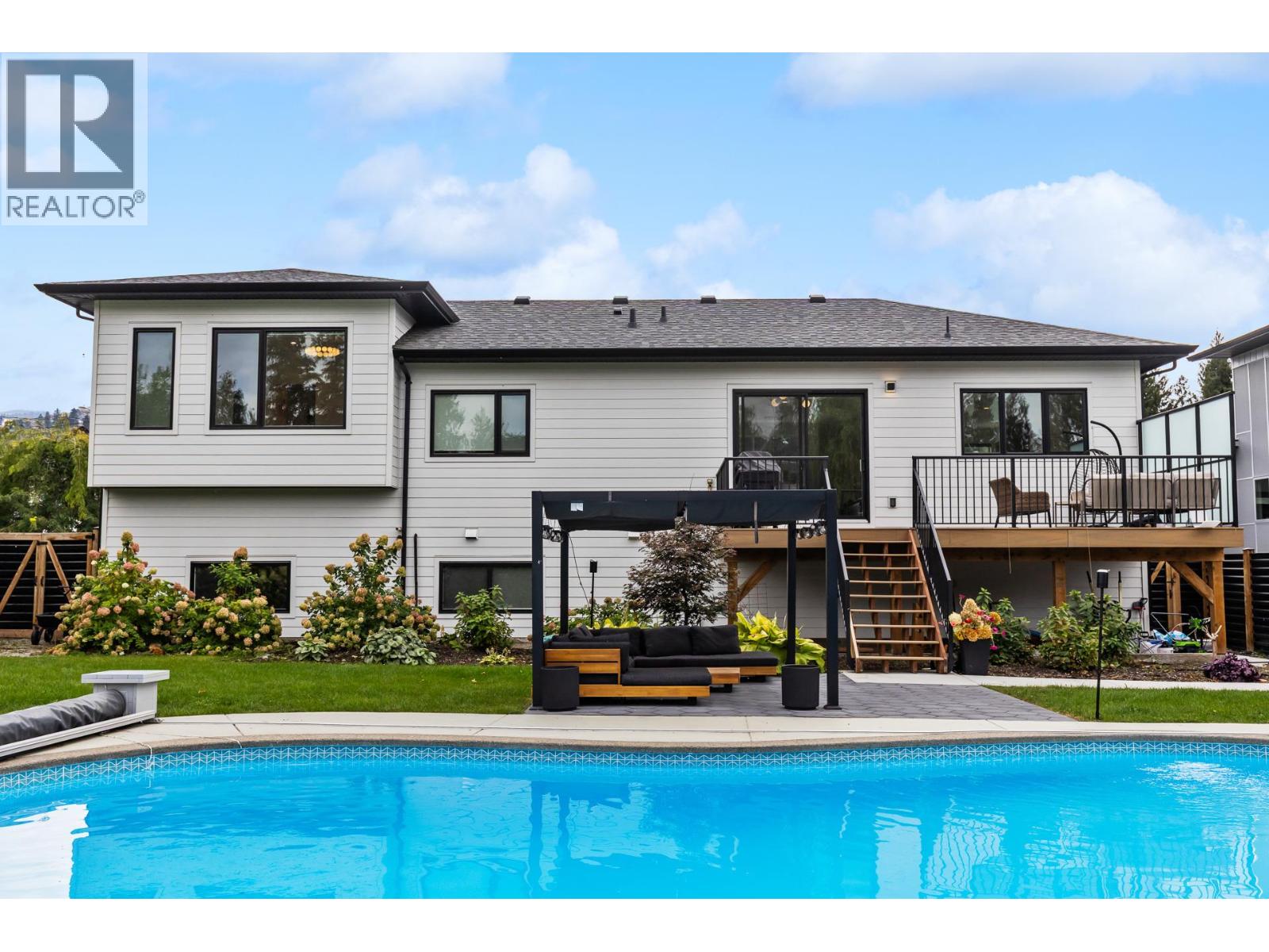 624 Bonjou Road, Kelowna, British Columbia  V1W 1M5 - Photo 58 - 10401859