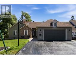 52 Borron AVE, Sault Ste. Marie, Ontario