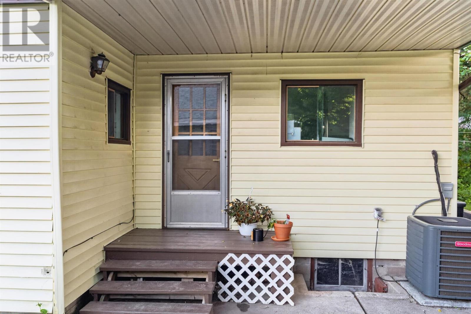 104 Eastern Ave, Sault Ste. Marie, Ontario  P6A 4R2 - Photo 7 - SM262552