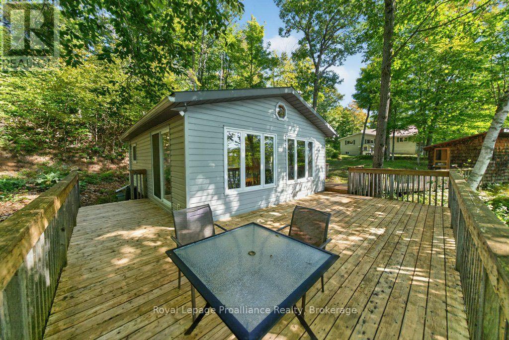 1239 Chimney Point Lane, North Frontenac, Ontario  K0H 1B0 - Photo 12 - X13836804