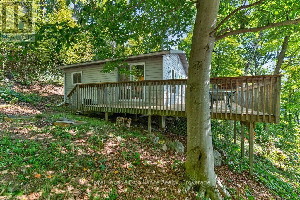 1239 Chimney Point Lane, North Frontenac, Ontario  K0H 1B0 - Photo 6 - X13836804