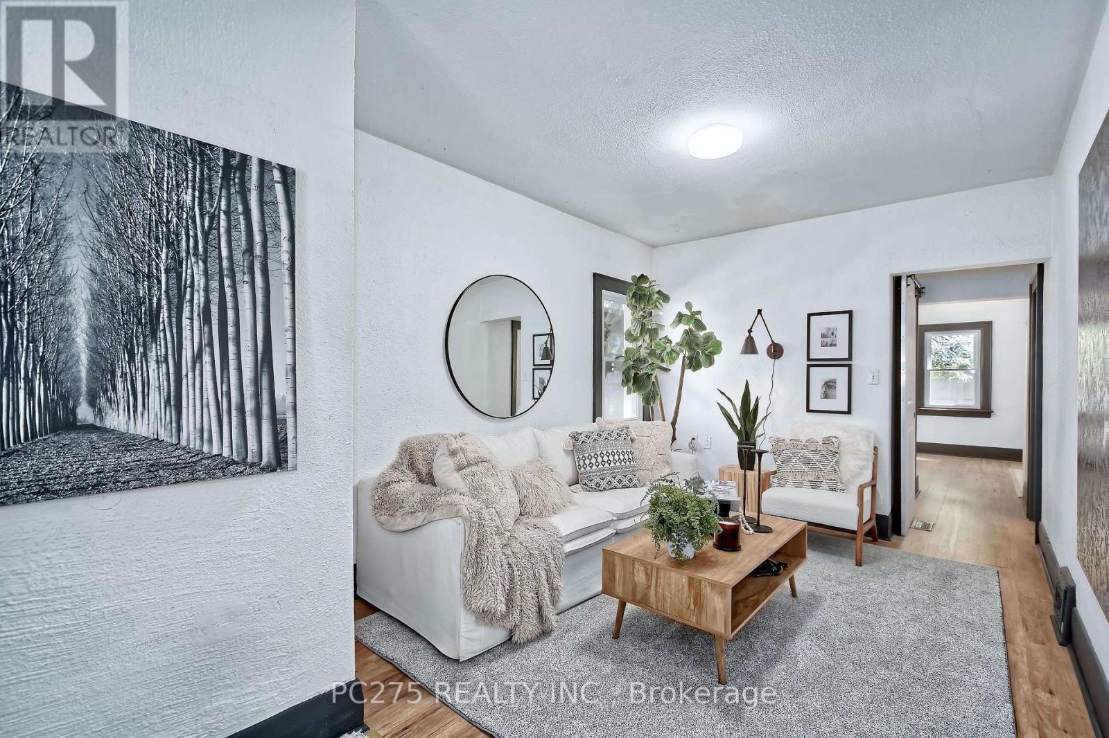 16 Barrington Avenue, London North, Ontario  N6H 1J9 - Photo 5 - X13836814