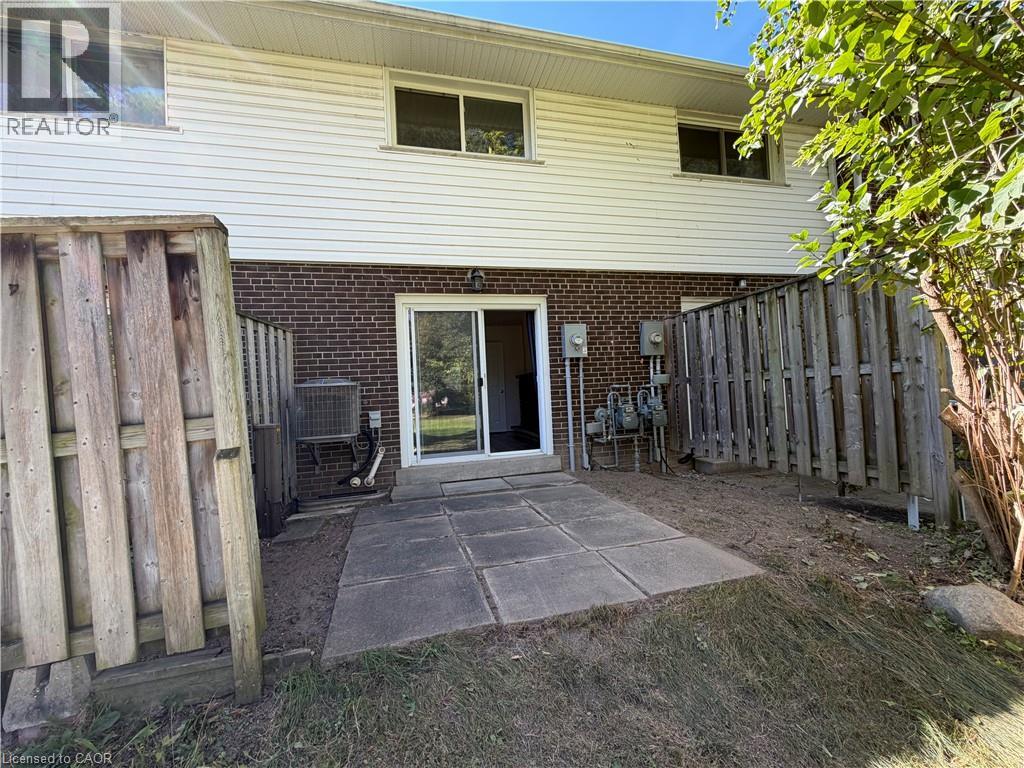 276 Westcourt Place, Waterloo, Ontario N2L 2R7 - Photo 19 - 40837823