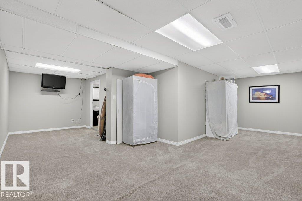 2104 145 AV NW