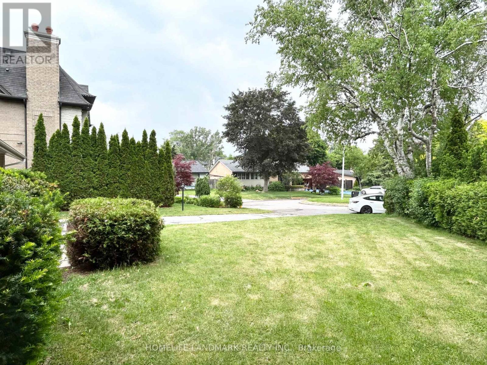 9 Terrington Court, Toronto, Ontario M3B 2J9 - Photo 4 - C13836792