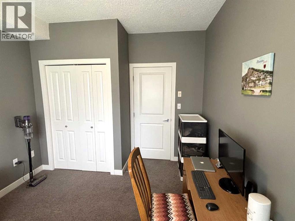 212, 11 Millrise Drive SW, Calgary, Alberta  T2Y 0K7 - Photo 17 - A2348730