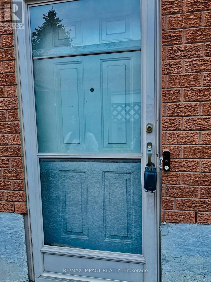 25 Caldbeck Avenue, Markham, Ontario  L3S 3H4 - Photo 11 - N13836808