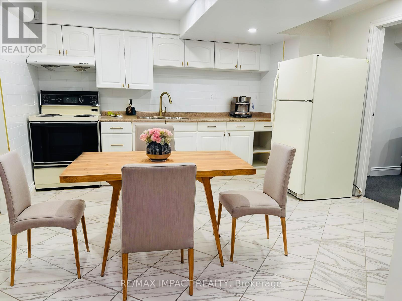 25 Caldbeck Avenue, Markham, Ontario  L3S 3H4 - Photo 7 - N13836808