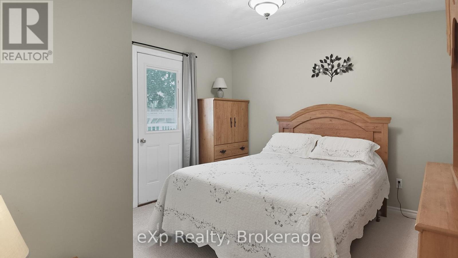565 9th Street, Hanover, Ontario N4N 1M3 - Photo 11 - X13836768