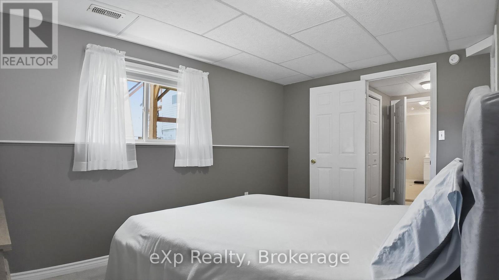 565 9th Street, Hanover, Ontario N4N 1M3 - Photo 21 - X13836768