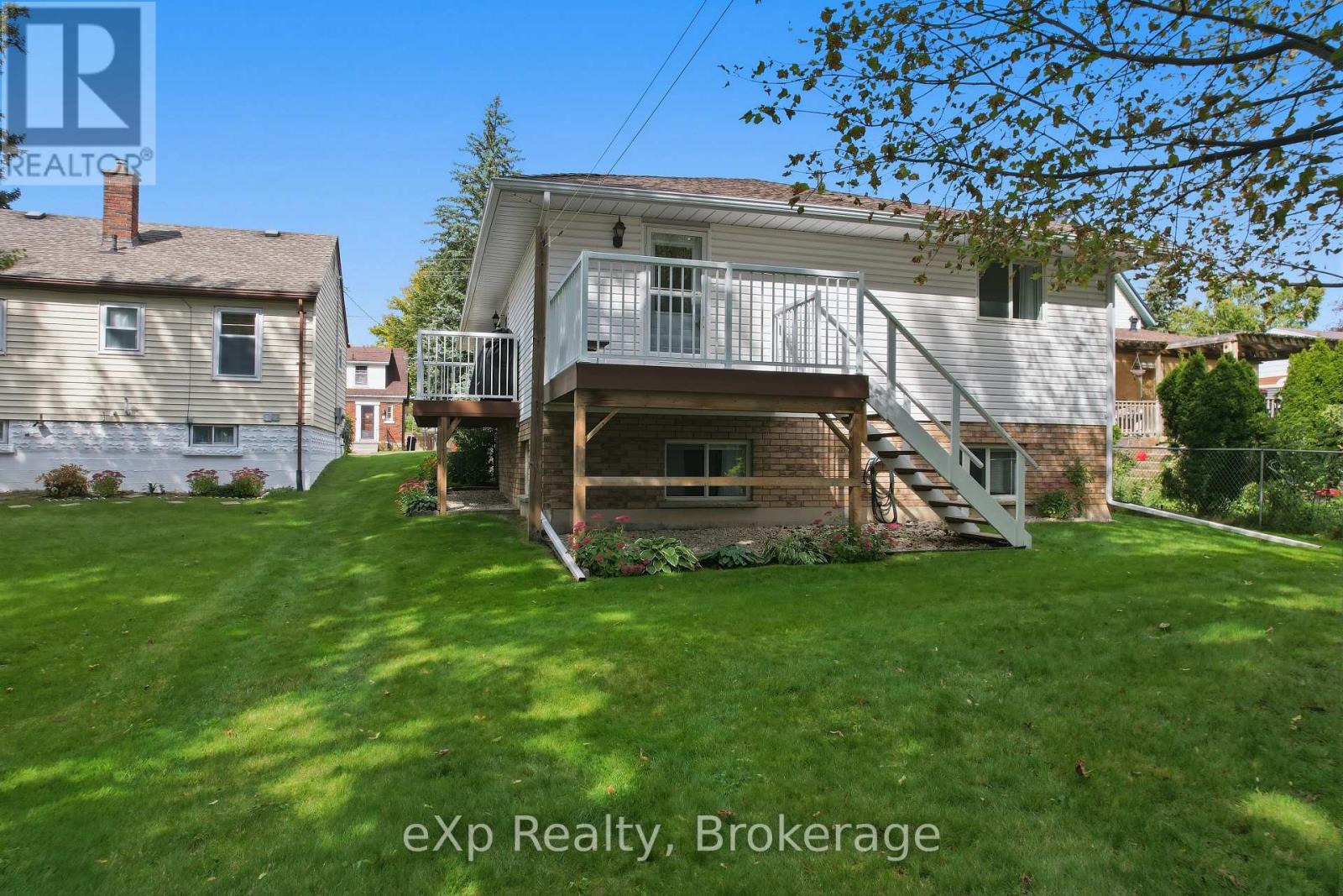 565 9th Street, Hanover, Ontario N4N 1M3 - Photo 25 - X13836768