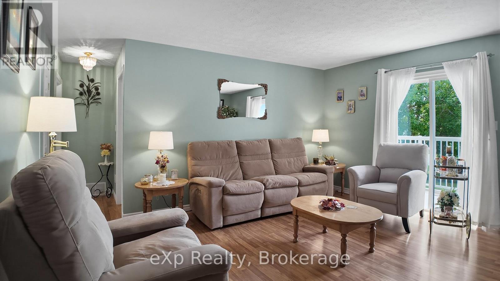 565 9th Street, Hanover, Ontario N4N 1M3 - Photo 9 - X13836768