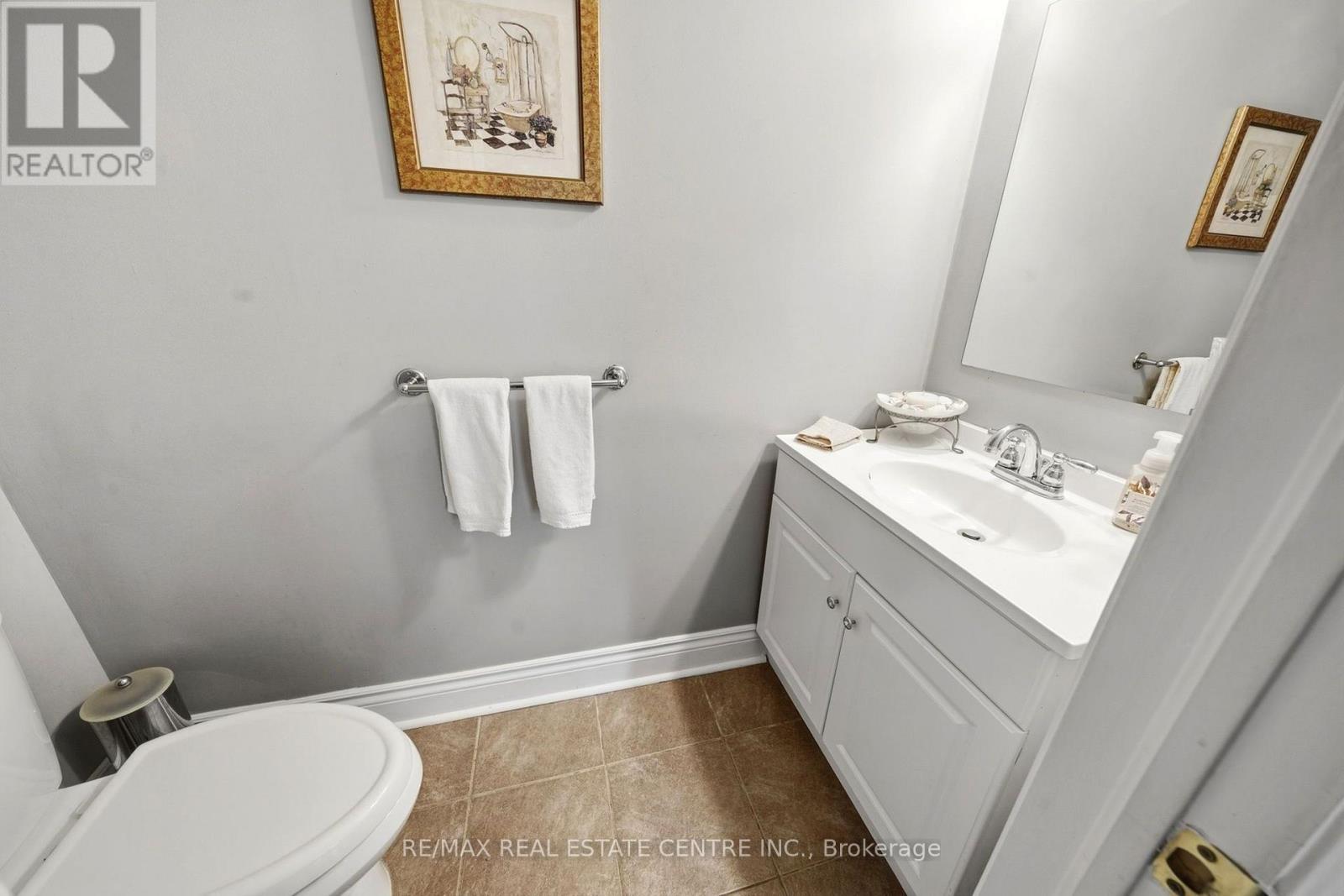 44 Madelaine Crescent, Brampton, Ontario  L6S 2Y9 - Photo 21 - W13816188