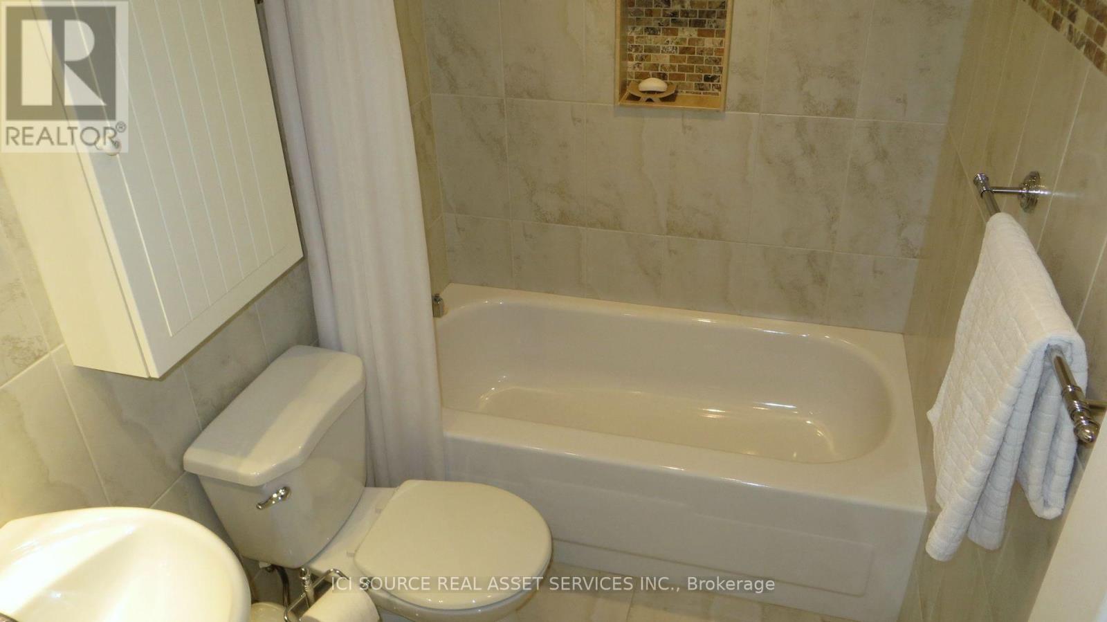 1702 - 50 Quebec Avenue, Toronto, Ontario M6P 4B4 - Photo 16 - W13836760