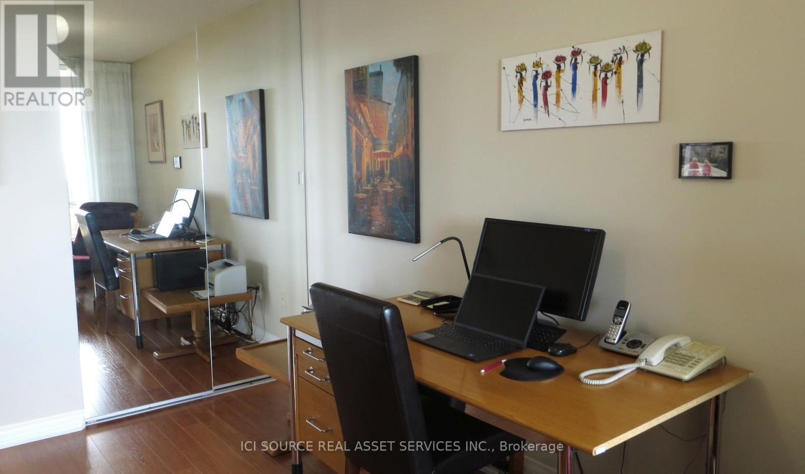 1702 - 50 Quebec Avenue, Toronto, Ontario M6P 4B4 - Photo 18 - W13836760