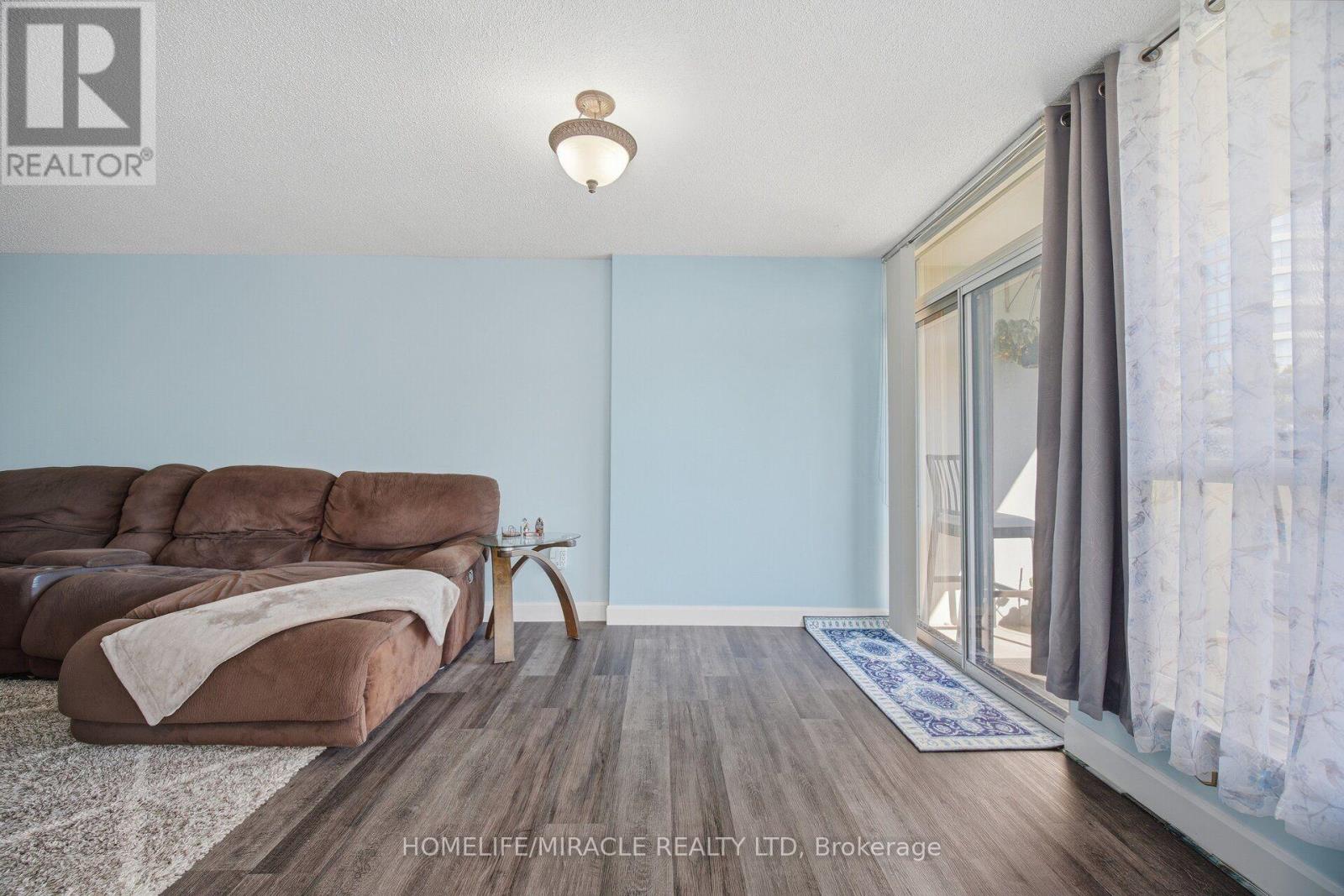 206 - 1 Rowntree Road, Toronto, Ontario  M9V 5G7 - Photo 14 - W13836774