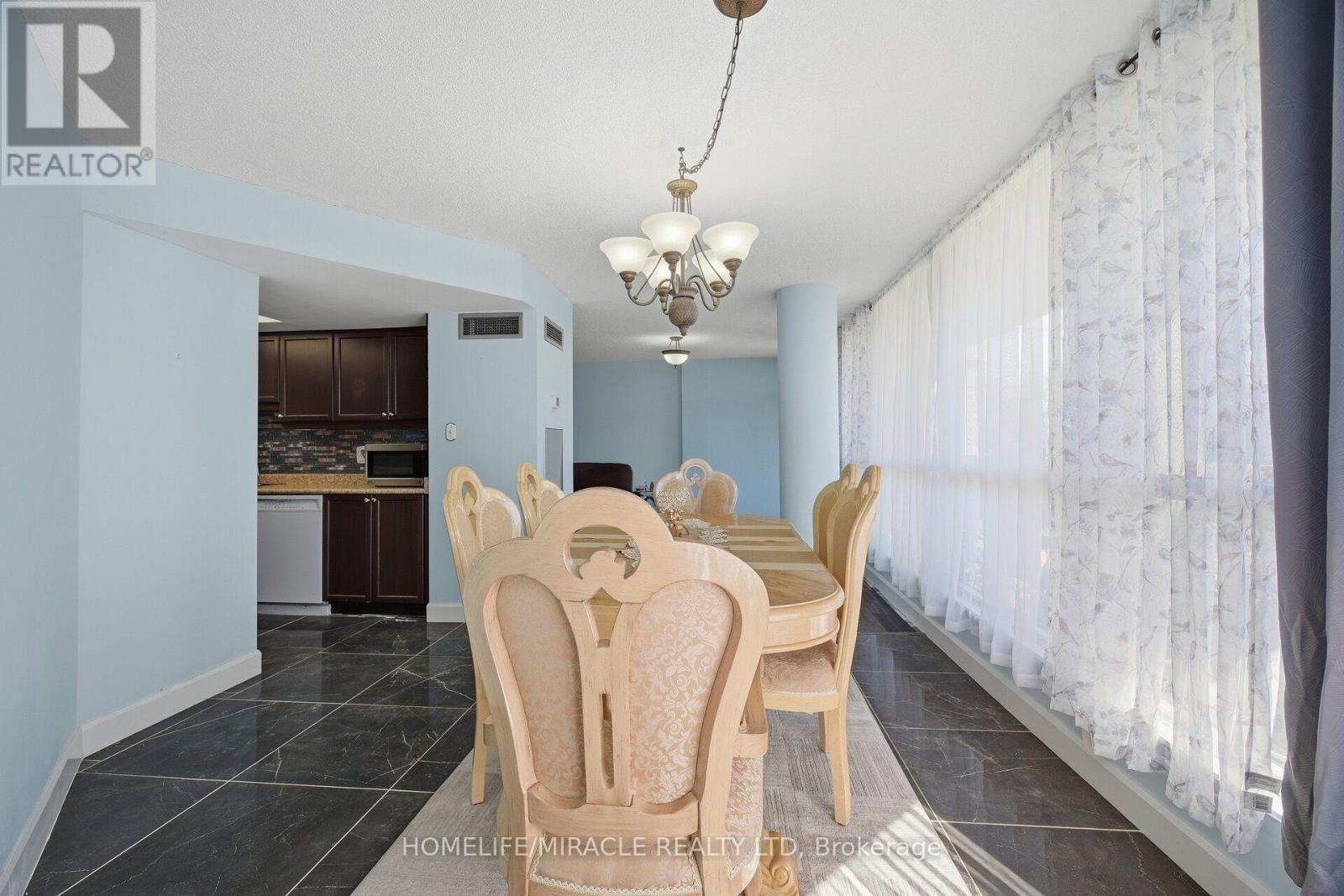 206 - 1 Rowntree Road, Toronto, Ontario  M9V 5G7 - Photo 18 - W13836774