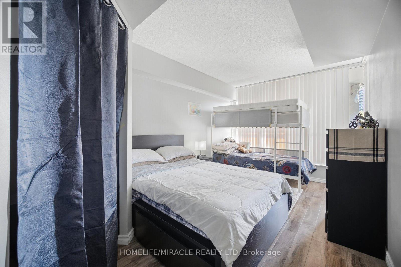206 - 1 Rowntree Road, Toronto, Ontario  M9V 5G7 - Photo 32 - W13836774