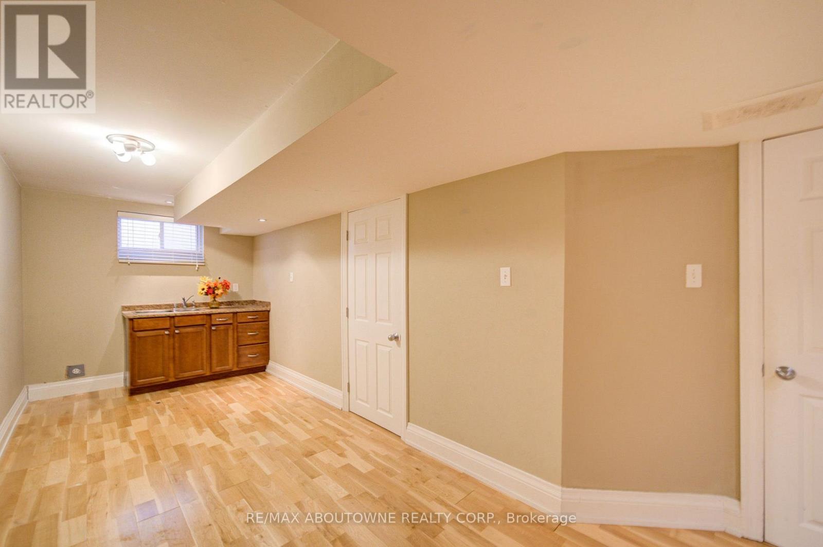 2435 Hertfordshire Way, Oakville, Ontario  L6H 7M8 - Photo 47 - W13836842