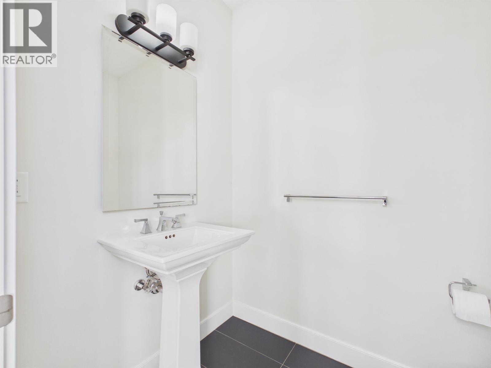 3548 Highland Drive, Coquitlam, British Columbia  V3E 0K2 - Photo 11 - R3168121
