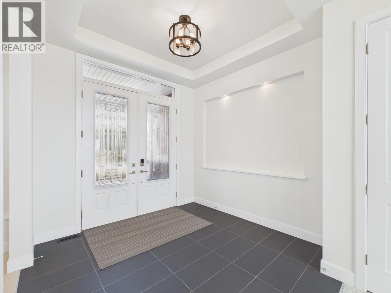 3548 Highland Drive, Coquitlam, British Columbia  V3E 0K2 - Photo 9 - R3168121